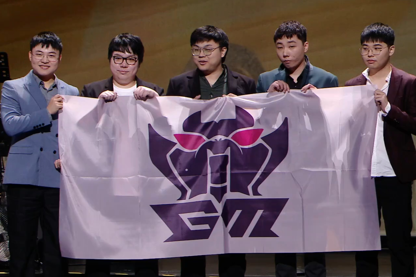 关于从巴塞罗那赛后篮板制胜到Uzi与60激战G2分钟，门兴格拉德巴赫绝杀压哨备战欧冠的信息